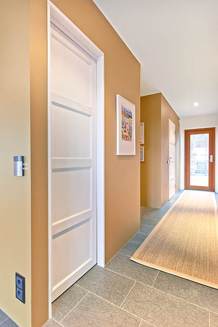 skjutdörr med fyra speglar